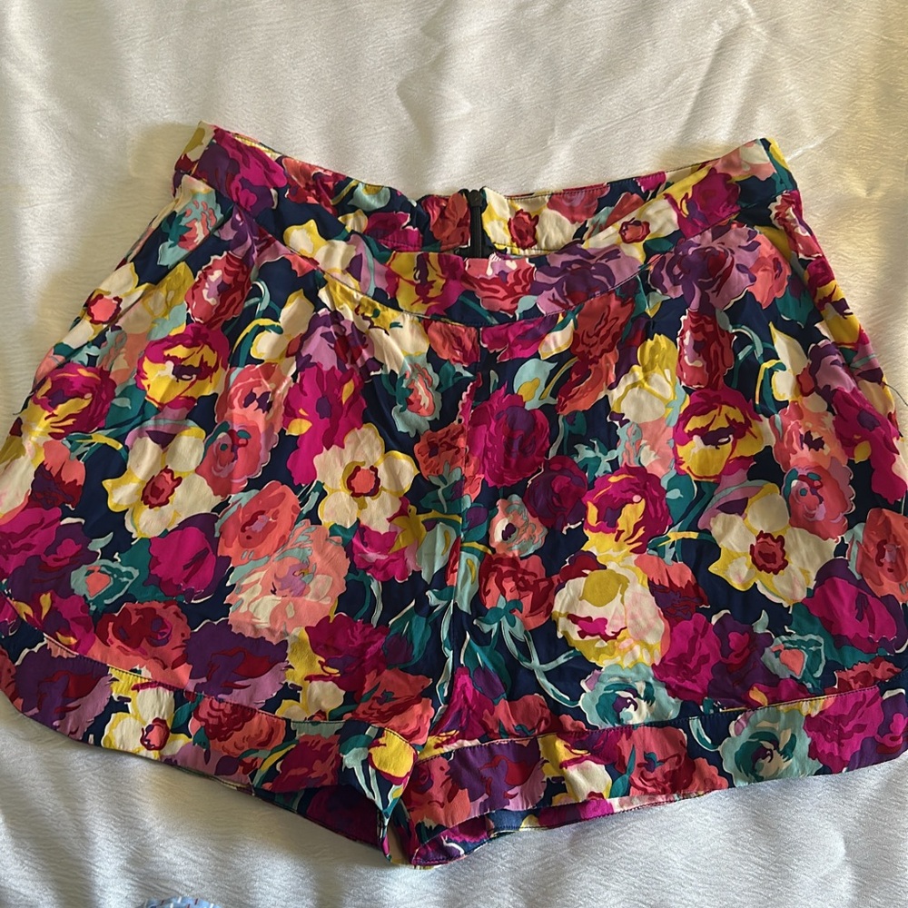 30 pieces women clothes specific size small lot bundle 30 items box 📦
